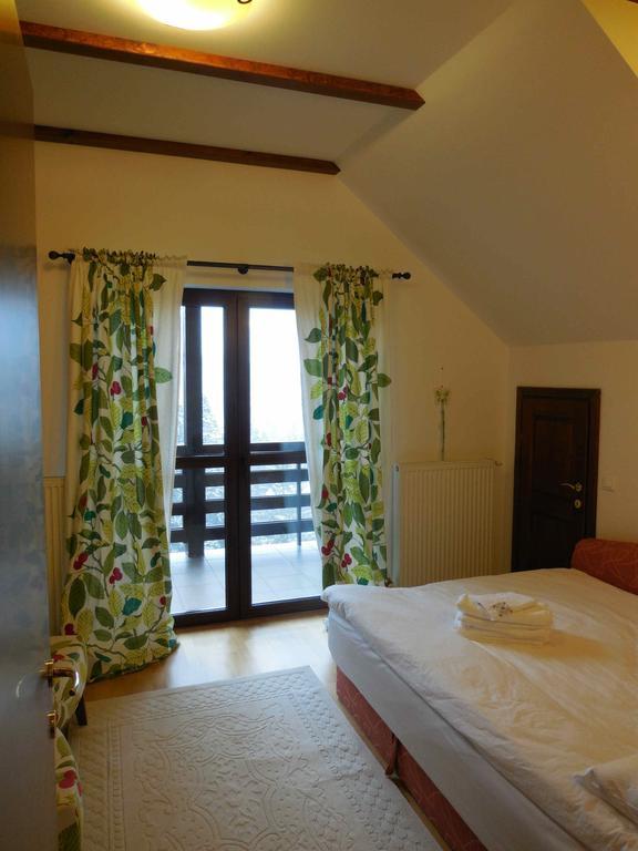 Relaxing Balcony Apartment Sinaia Eksteriør bilde