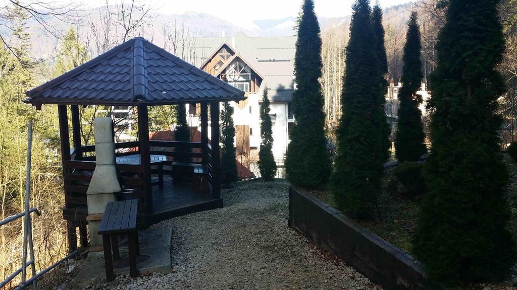 Relaxing Balcony Apartment Sinaia Eksteriør bilde