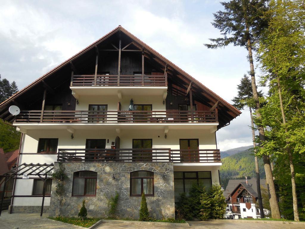 Relaxing Balcony Apartment Sinaia Eksteriør bilde